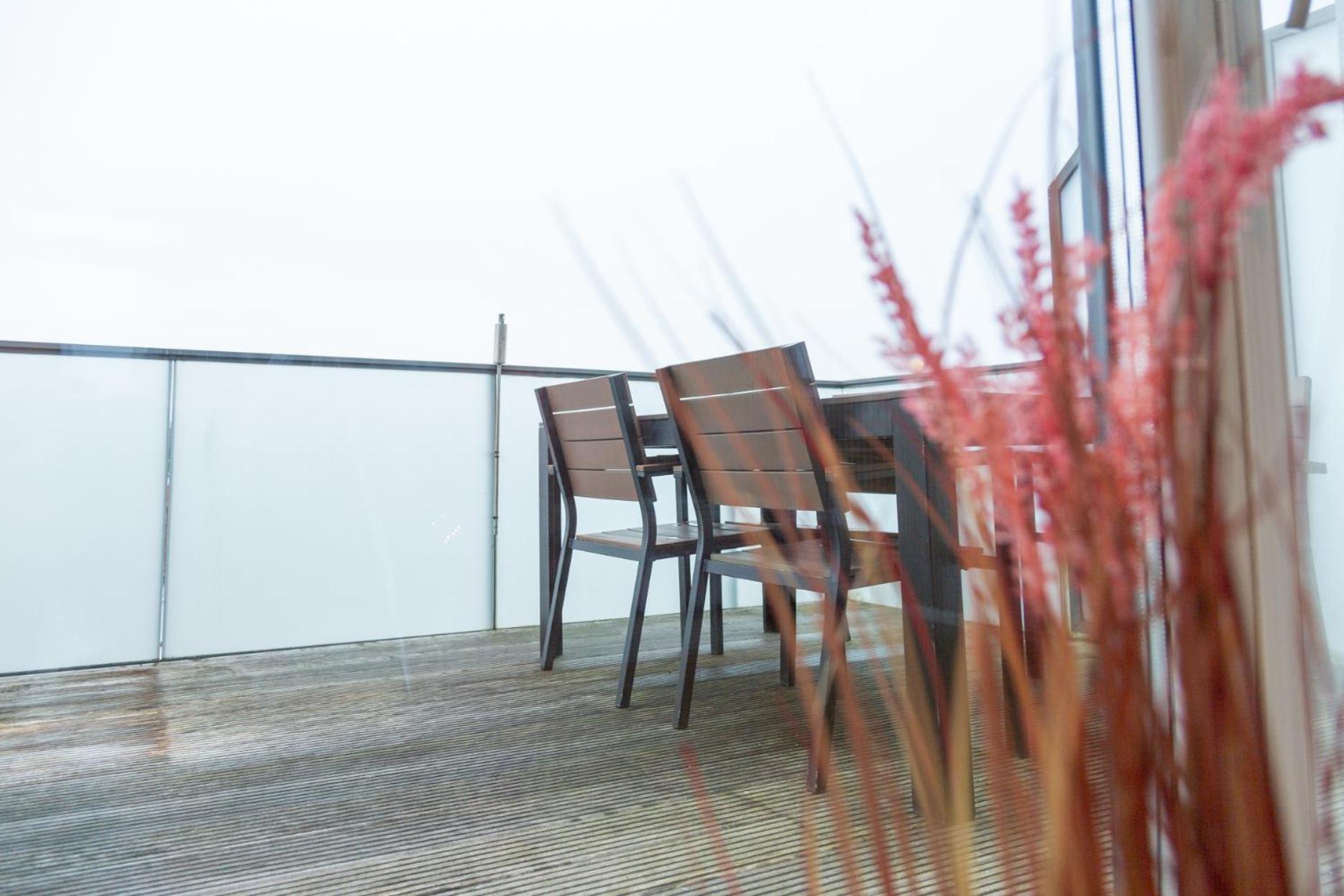 オルデンブルクMicasa Ol - Modernes Penthouse - Stellplatz - Kueche - Wlan - Dachterrasseアパートメント エクステリア 写真